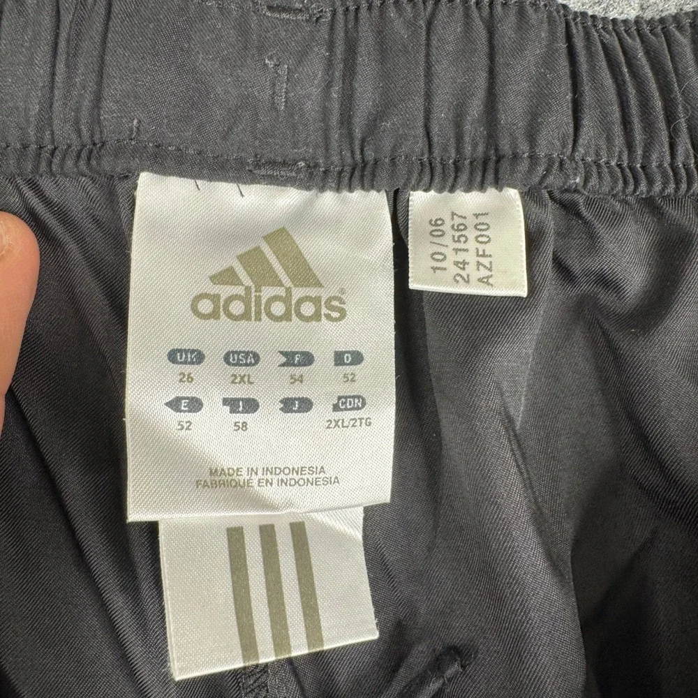 Adidas Capri Pants Mens Size 2XL Black Yellow Stripe Athletic Track Joggers